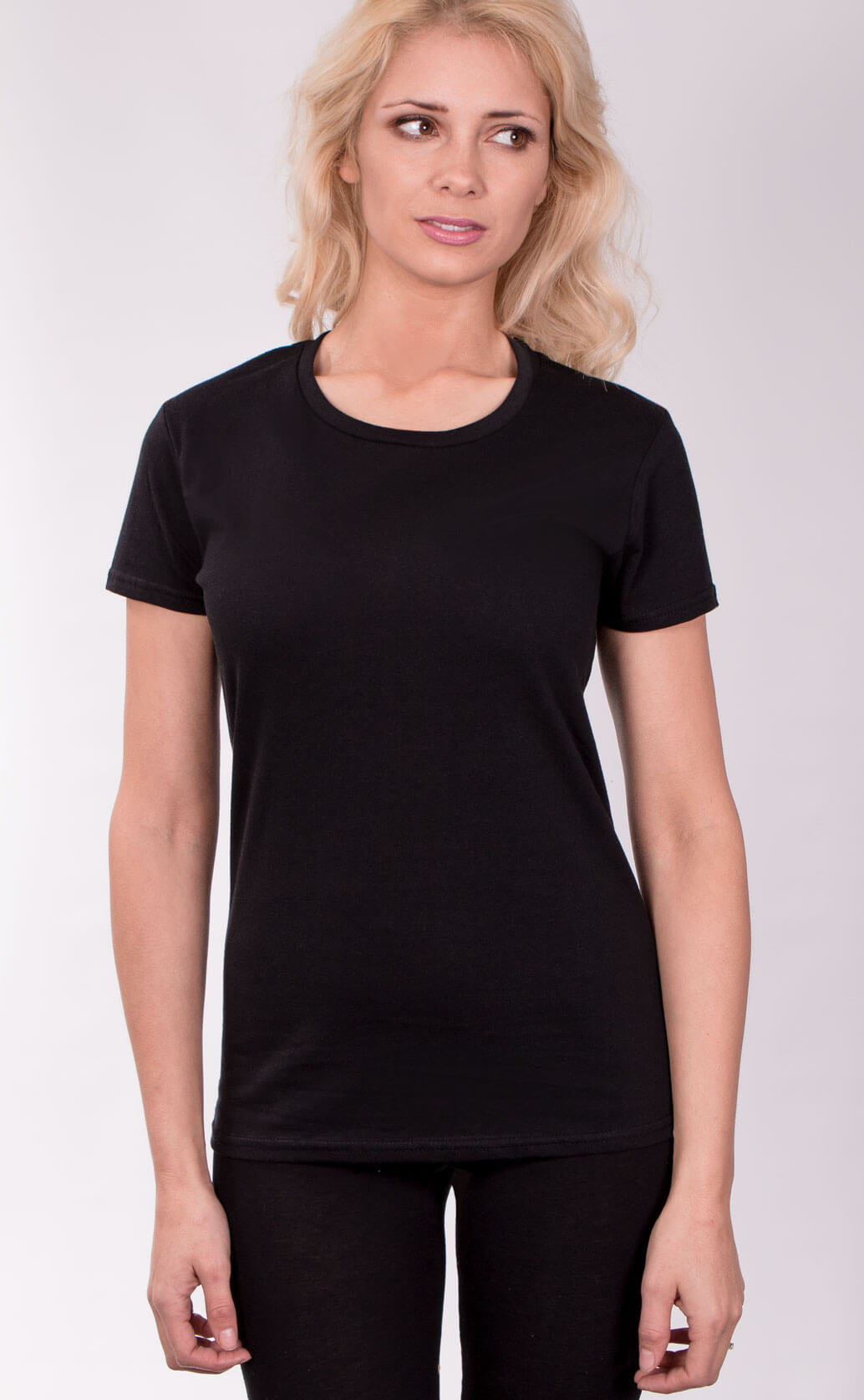 Size guide image for Lady Casual shirt type. Model is dressed in black